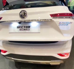 MG Hector Plus 6 Seater